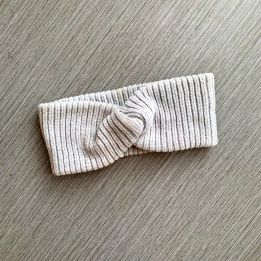 Aerie Grey Chenille Winter Headband